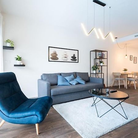 City Park Apartment - Brno Esterno foto