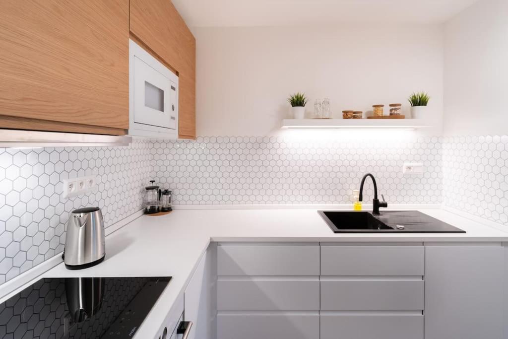 City Park Apartment - Brno Esterno foto