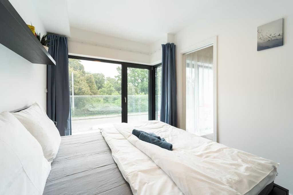 City Park Apartment - Brno Esterno foto
